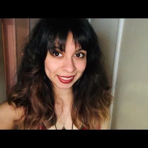 Meet your Posher, Cori